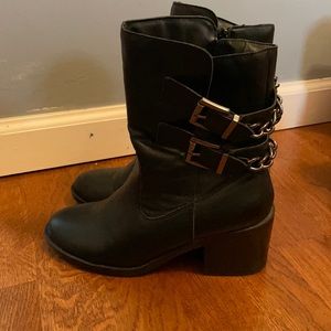 Combat moto black ankle boots chain silver 8.5 Buckle fergalicious hot topic emo